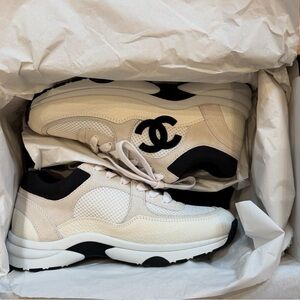 Chanel Trainers Sz 38